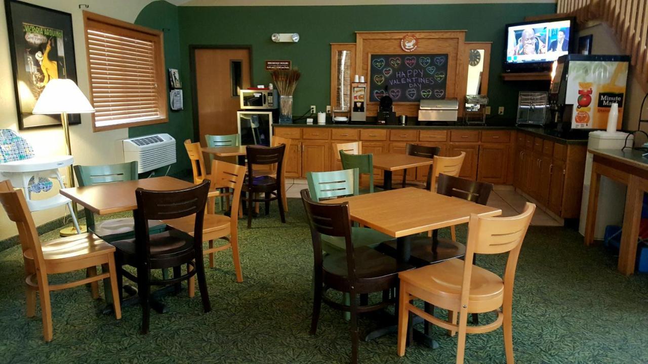 花园城温德姆阿美瑞辛酒店 加登城 外观 照片